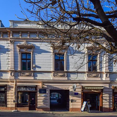Koenigin Apartman Pécs Eksteriør billede