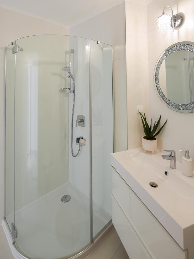 Koenigin Apartman Pécs Eksteriør billede